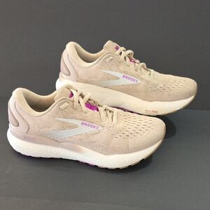 Brooks Ghost 16 Women's Athletic Shoes - Tan and Purple Size 7.5